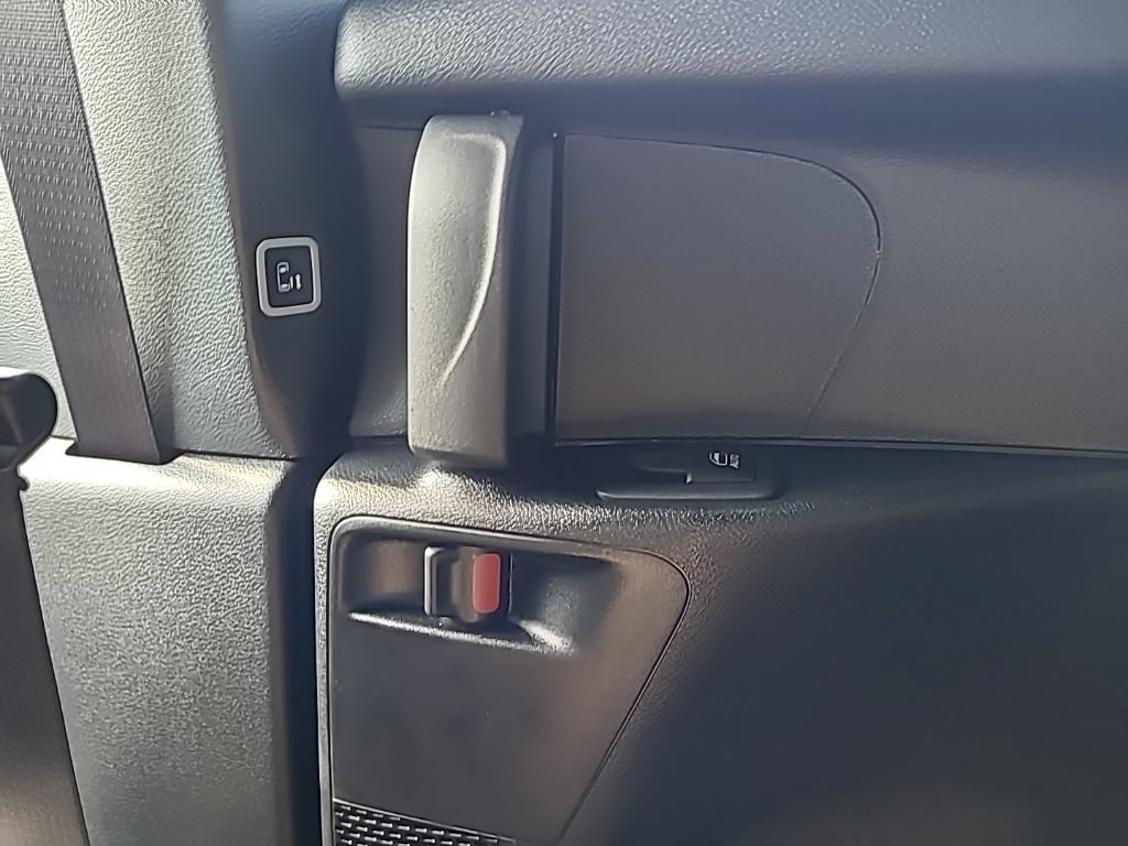 New 2025 Chrysler Pacifica Select FWD image 18