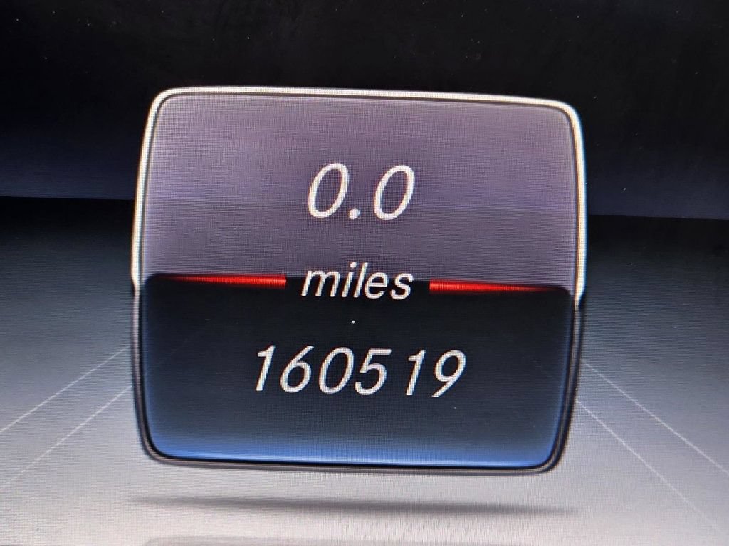 Used 2017 Mercedes-Benz E 300 image 35