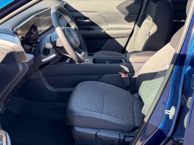 New 2026 Nissan Kicks SV FWD image 20