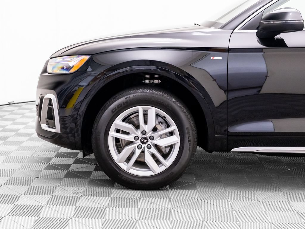 Used 2023 Audi Q5 2.0T Premium w/ Convenience Package AWD/4WD image 35