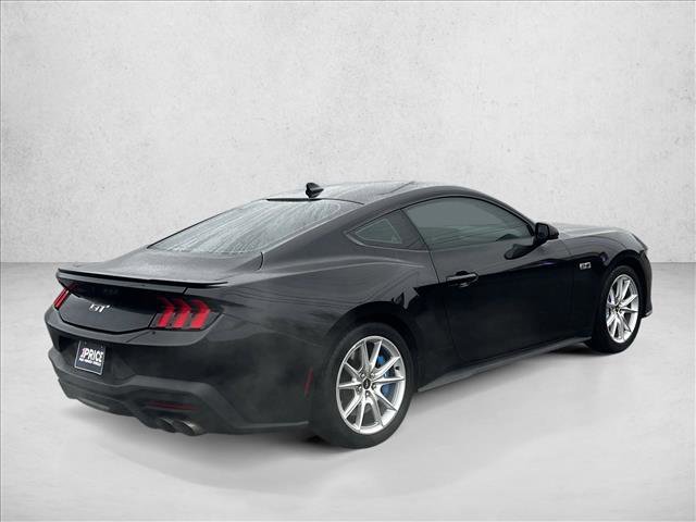 Used 2024 Ford Mustang GT Premium image 5