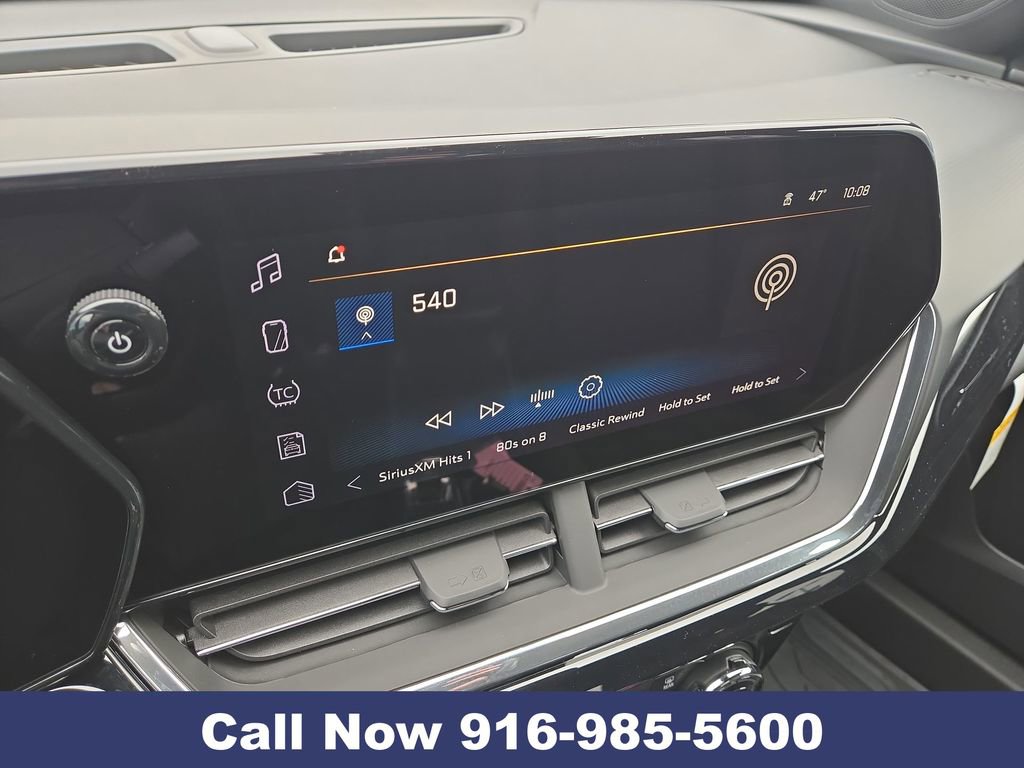 New 2026 Chevrolet Trax RS w/ Sunroof Package image 17