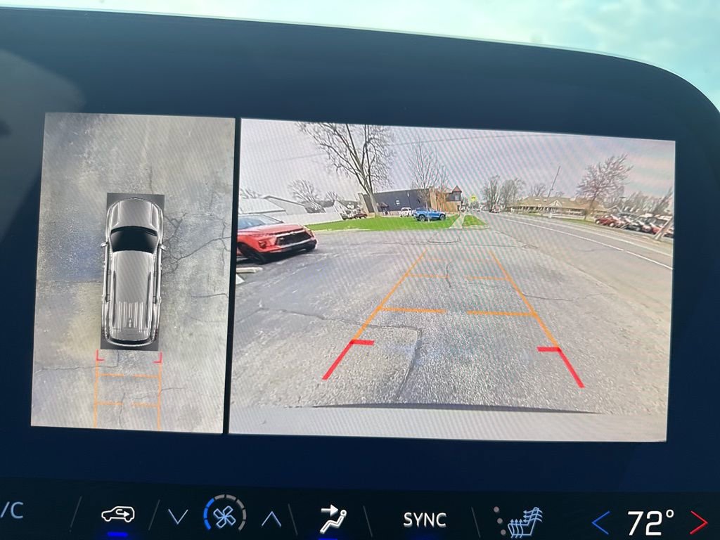 New 2026 Chevrolet Traverse Z71 w/ Enhanced Driving Package AWD/4WD image 39
