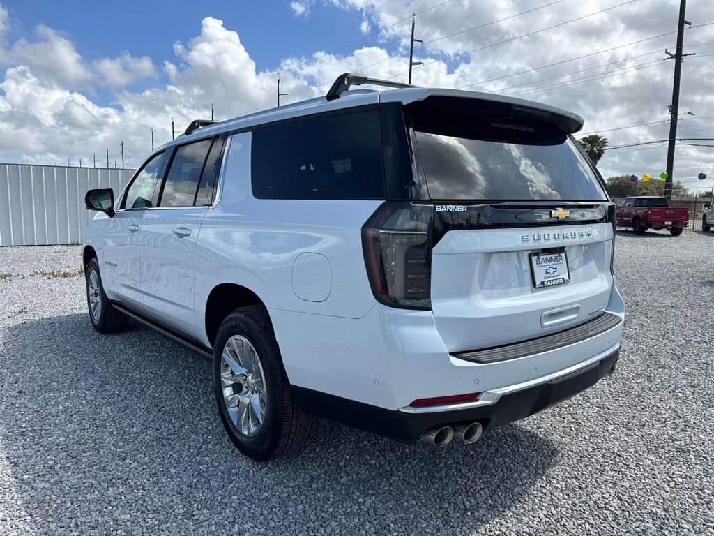 New 2026 Chevrolet Suburban Premier RWD image 5