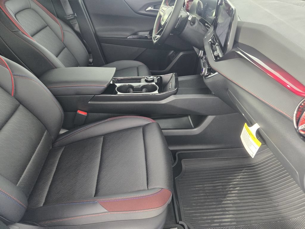 New 2026 Chevrolet Equinox RS w/ Convenience Package III FWD image 16