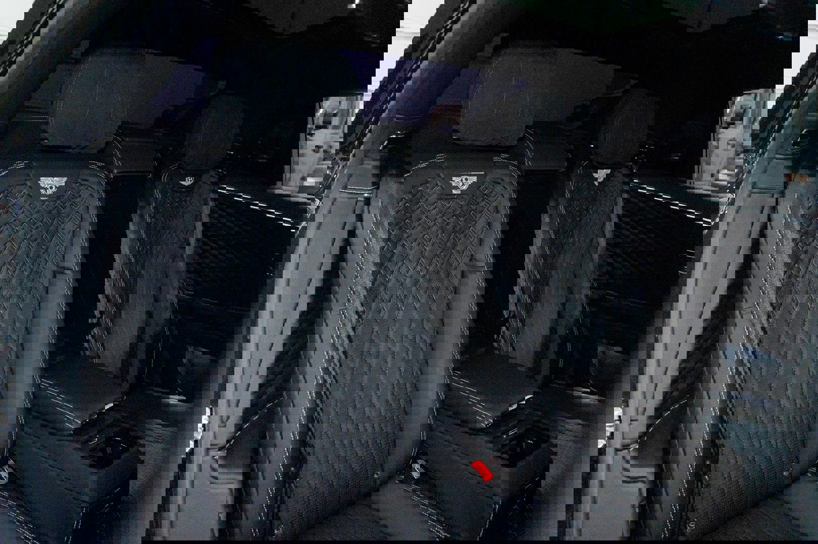 Used 2021 Bentley Flying Spur V8 image 47