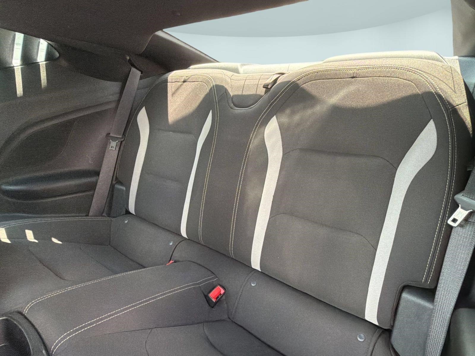 Used 2020 Chevrolet Camaro LT RWD image 20