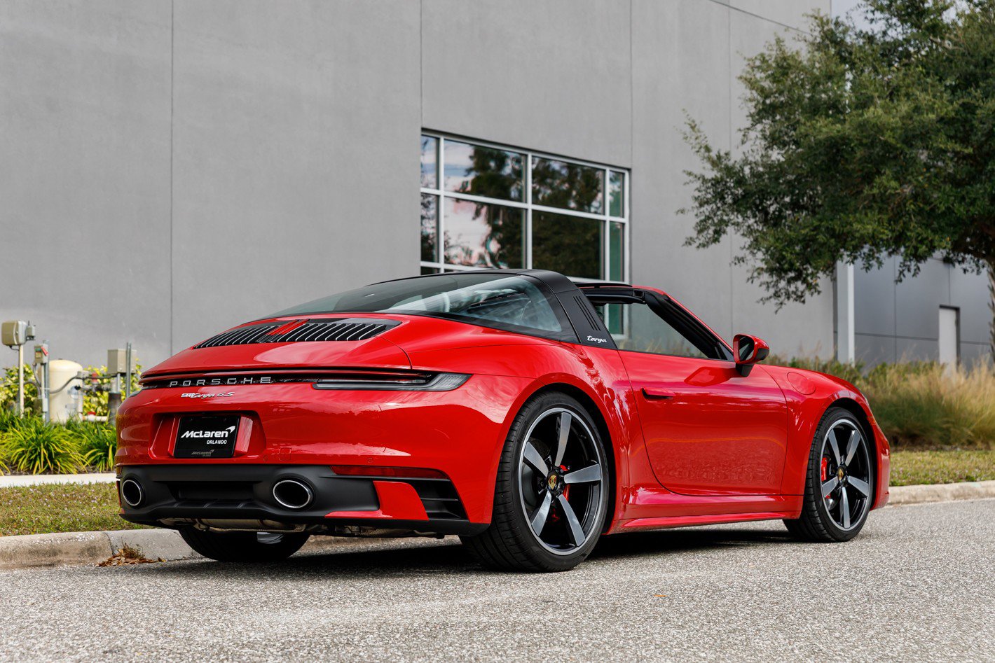 Used 2024 Porsche 911 Targa 4S image 9