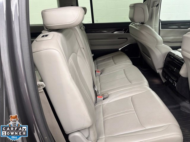 Used 2022 Jeep Wagoneer Series II AWD/4WD image 13