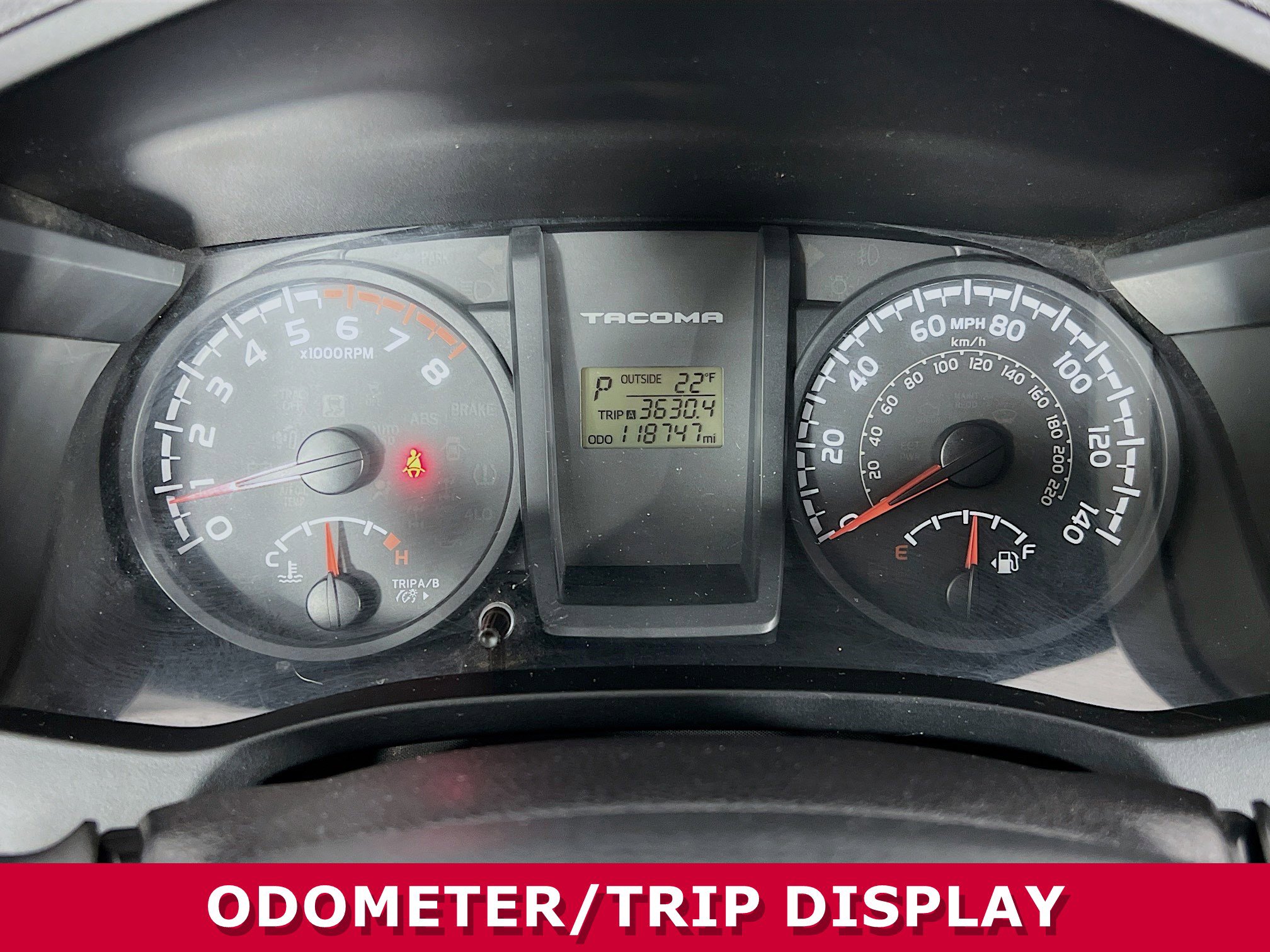 Used 2016 Toyota Tacoma SR w/ SR Convenience Package image 14