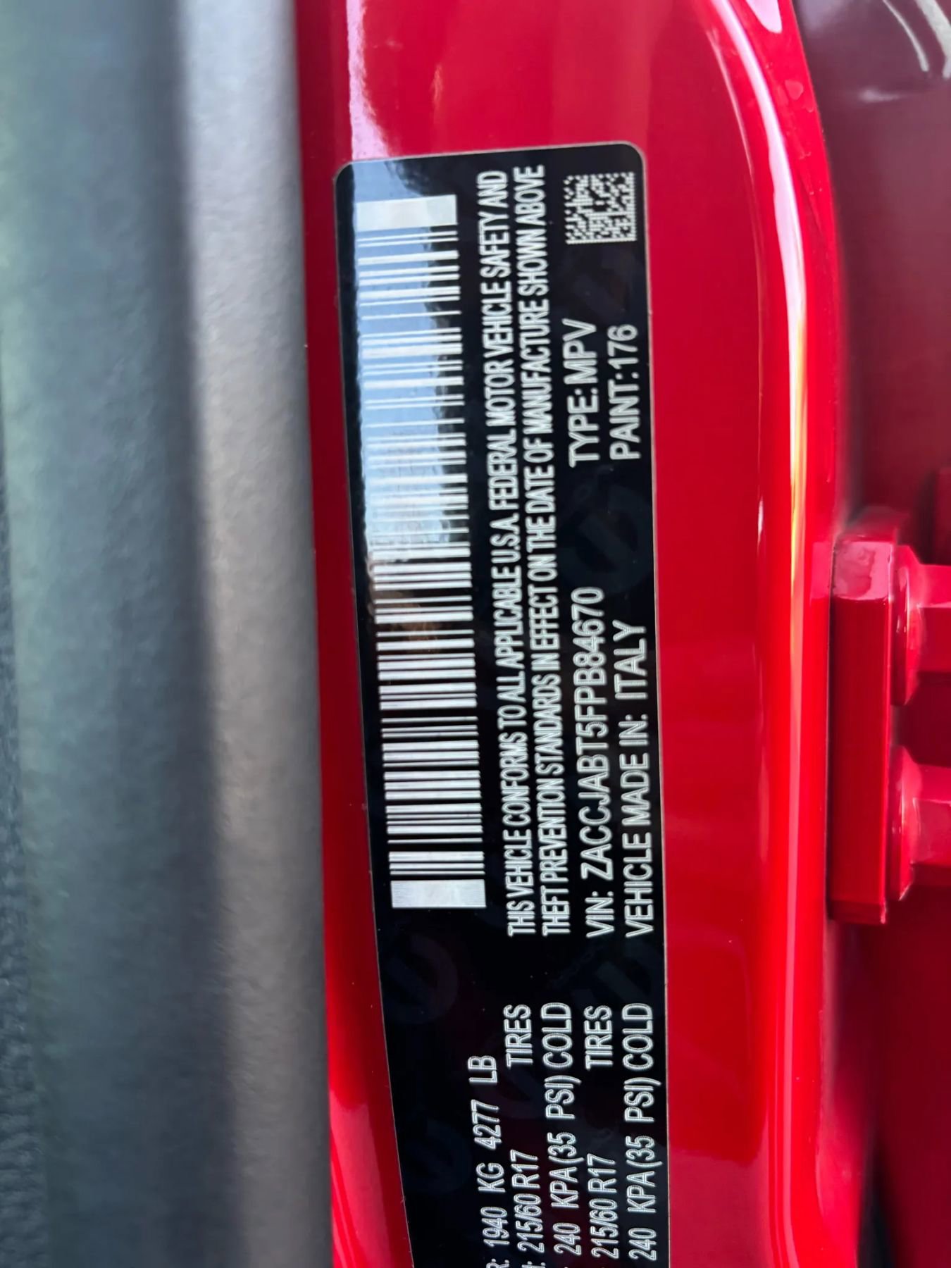 Used 2015 Jeep Renegade Latitude w/ Popular Equipment Group image 32