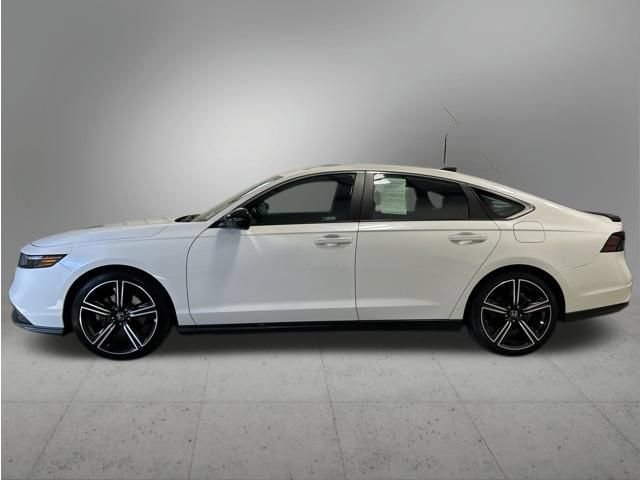 Certified 2024 Honda Accord Sport image 3
