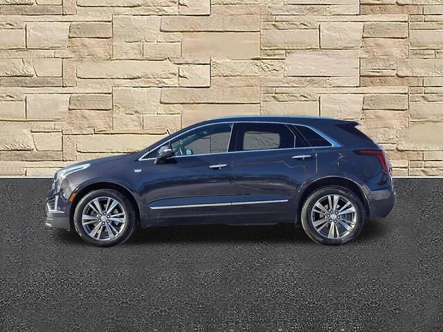 Certified 2025 Cadillac XT5 Premium Luxury image 2