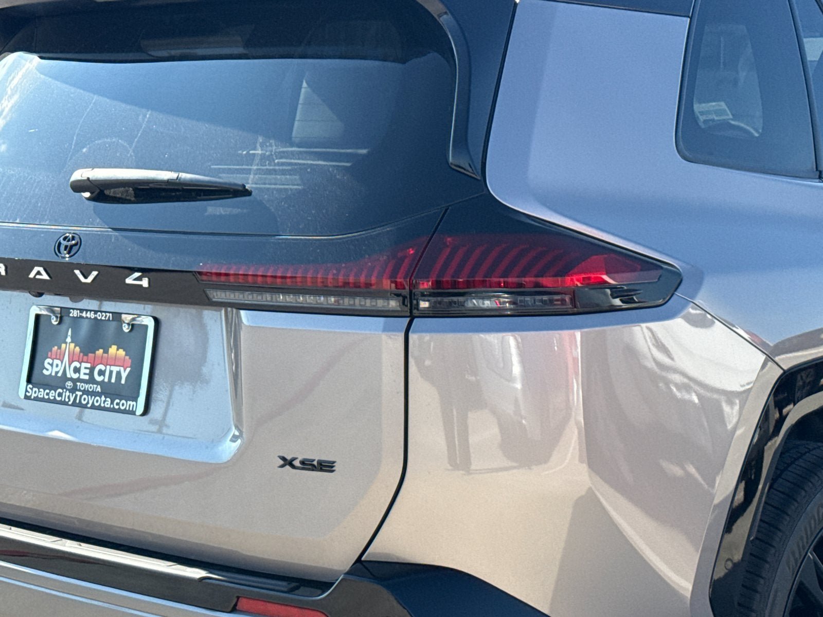 New 2026 Toyota RAV4 XSE AWD/4WD image 32
