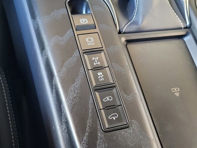 Used 2024 Lexus LX 600 4WD w/ Luxury Package image 14