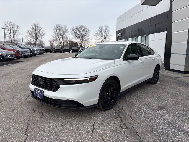 Used 2025 Honda Accord SE image 3