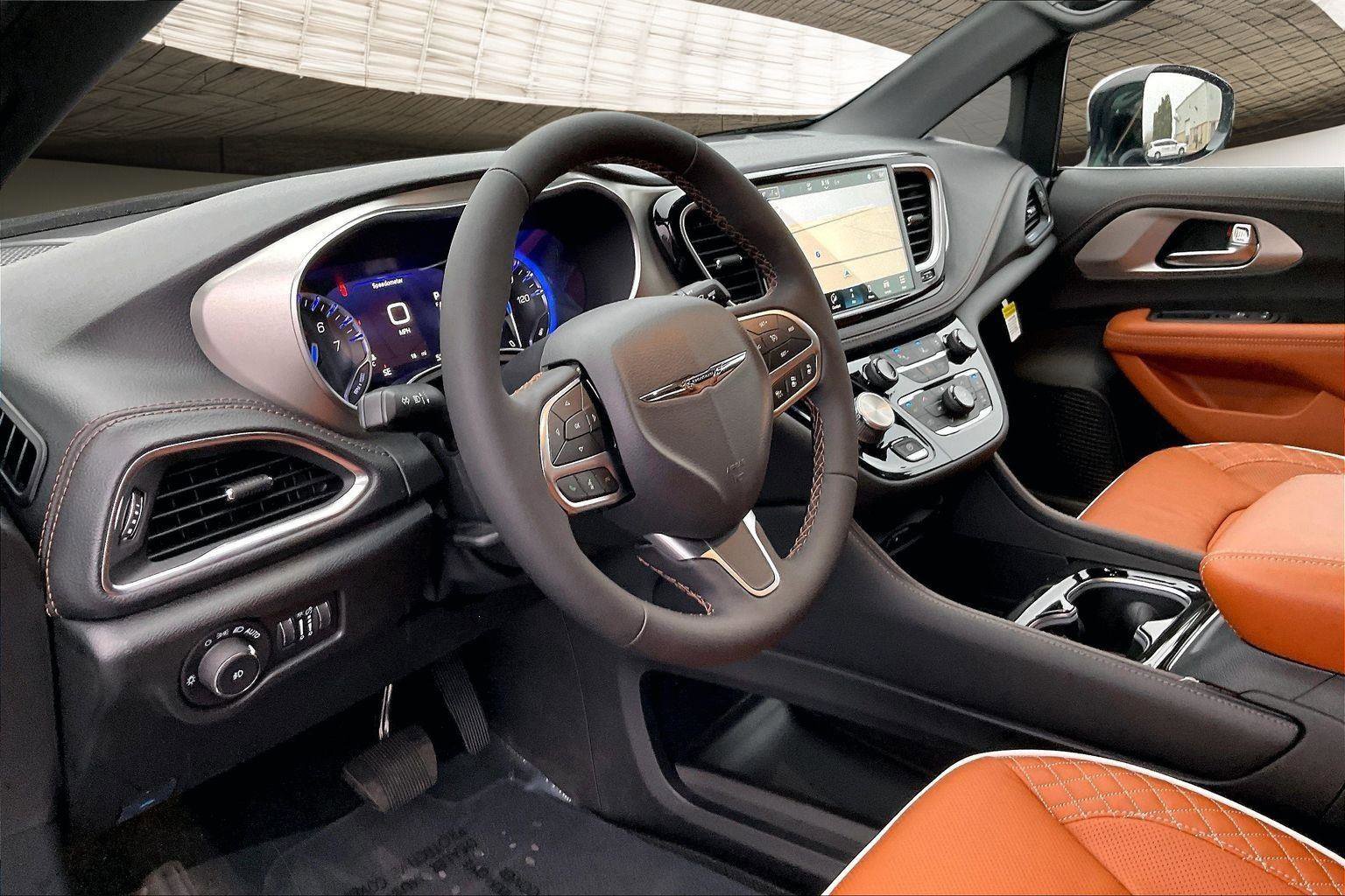 New 2026 Chrysler Pacifica Pinnacle w/ Trailer Tow Group image 7