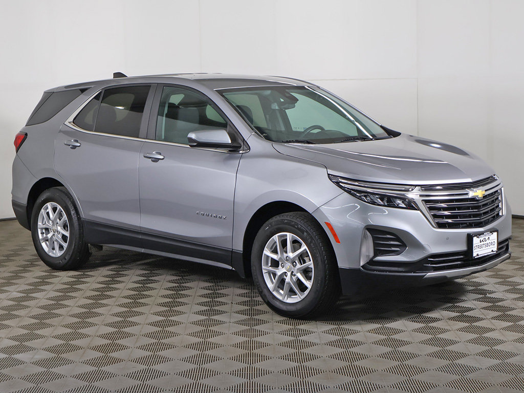 Used 2023 Chevrolet Equinox LT FWD image 2