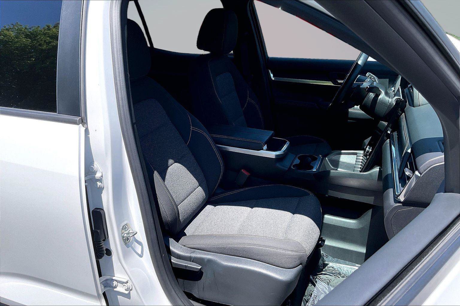 Used 2026 GMC Terrain Elevation FWD image 8