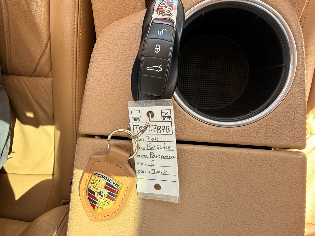 Used 2011 Porsche Panamera S RWD image 22