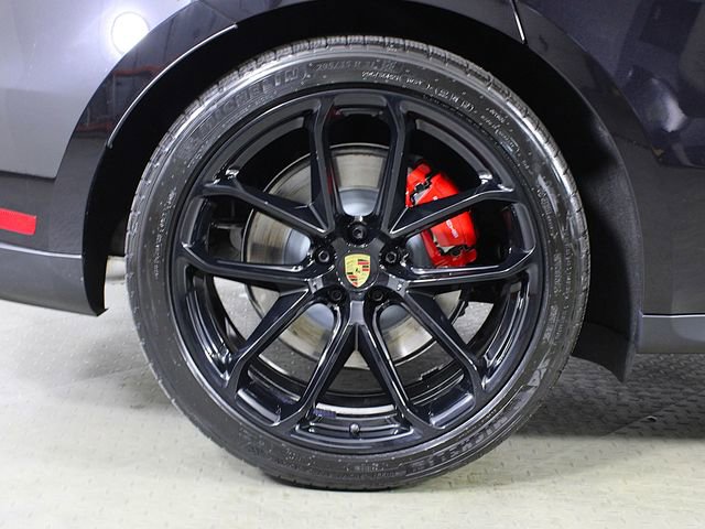 New 2026 Porsche Macan GTS image 12