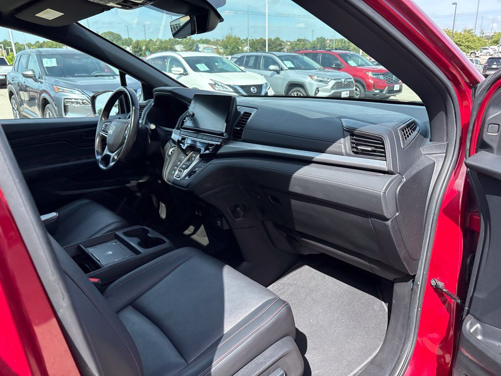 Used 2025 Honda Odyssey Sport-L image 27