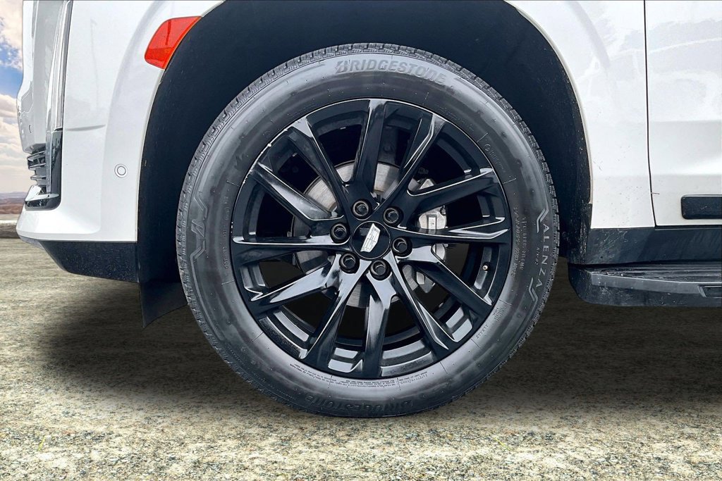 Used 2024 Cadillac Escalade Sport w/ LPO, ONYX Package AWD/4WD image 34