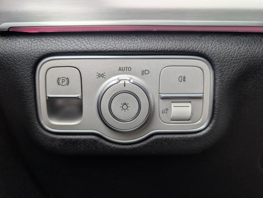 Used 2025 Mercedes-Benz GLE 350 4MATIC image 45