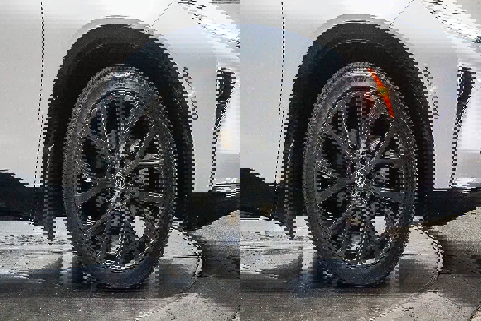 Certified 2025 Toyota Crown Signia w/ Advanced Technology Package image 7