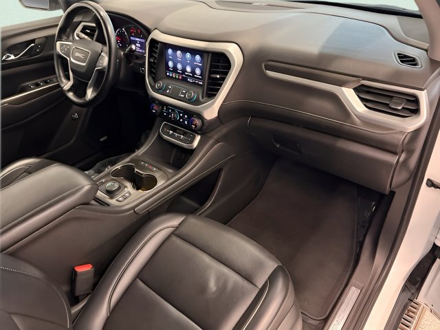 Used 2023 GMC Acadia SLT AWD/4WD image 15
