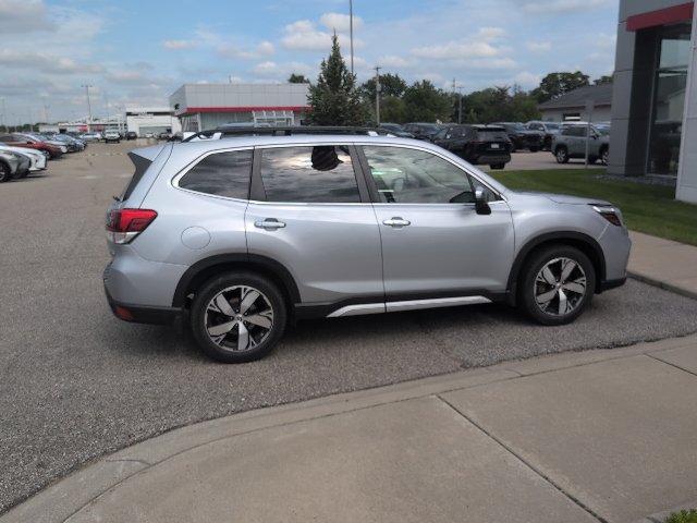 Used 2019 Subaru Forester Touring AWD/4WD image 6