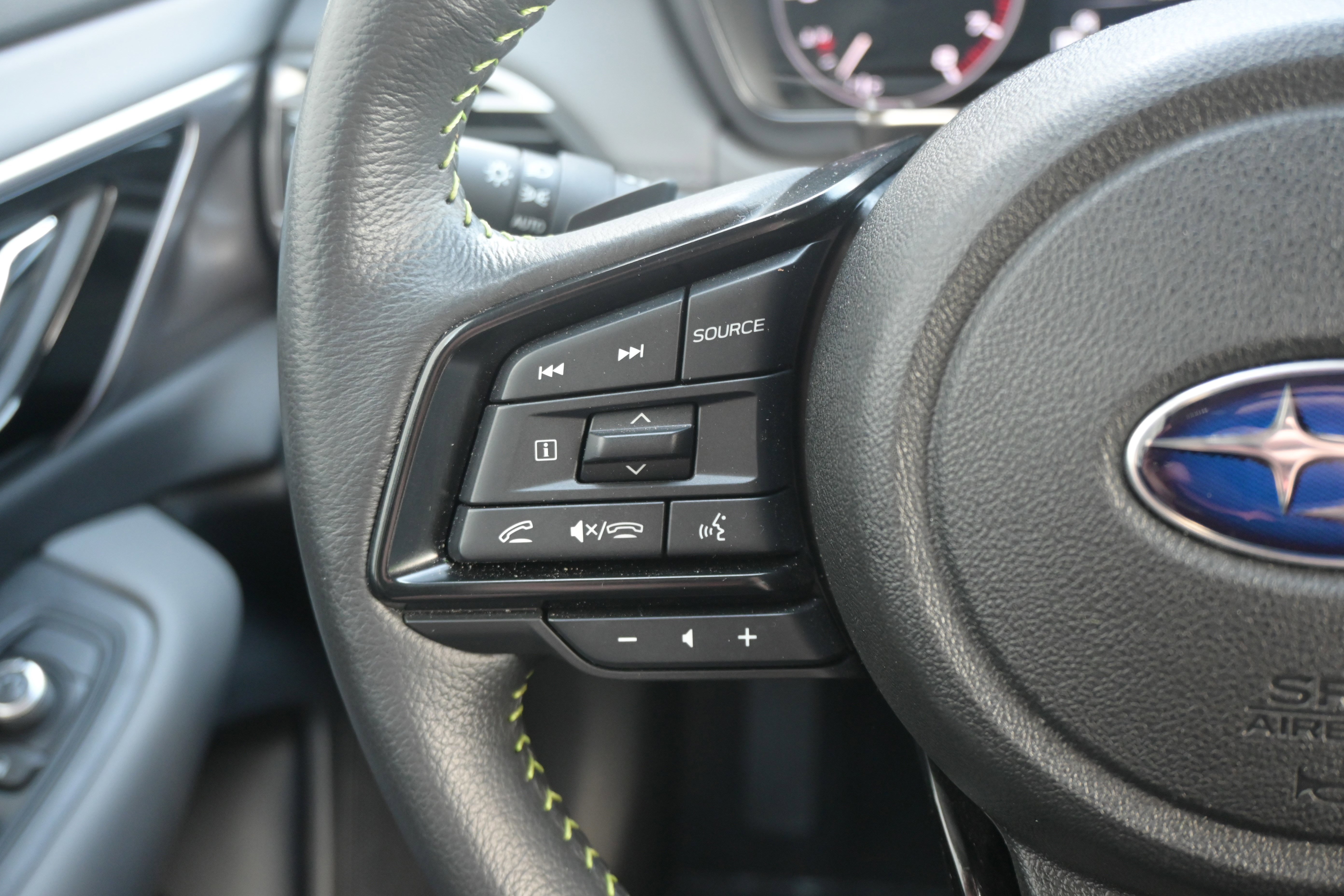 Used 2025 Subaru Outback Onyx Edition image 18