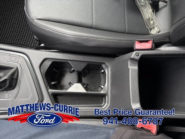 Used 2020 Volkswagen Tiguan SEL FWD image 19