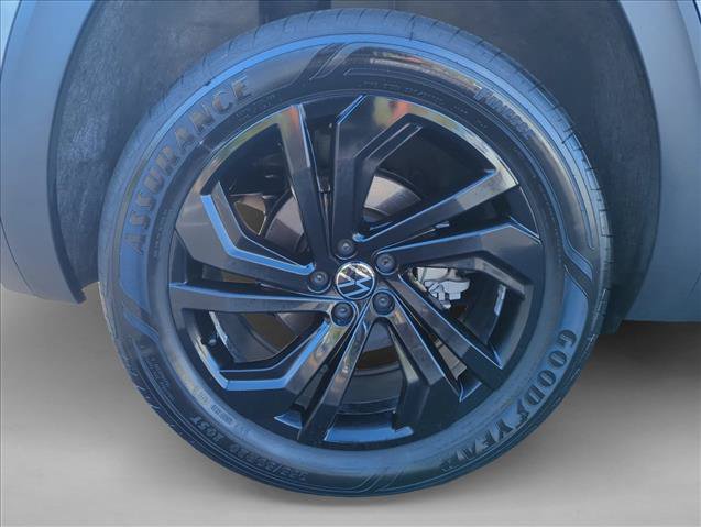 Used 2023 Volkswagen Atlas Cross Sport SE FWD image 7