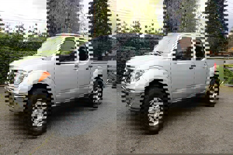 Used 2005 Nissan Frontier SE w/ (P01) Power Pkg image 1