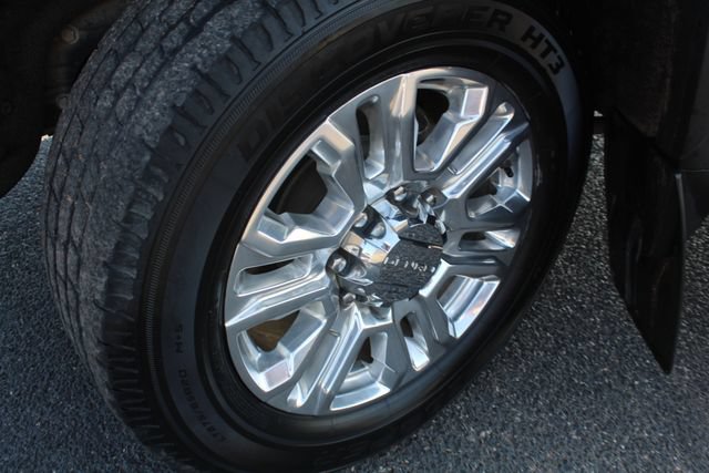 Used 2022 GMC Sierra 2500 Denali AWD/4WD image 11