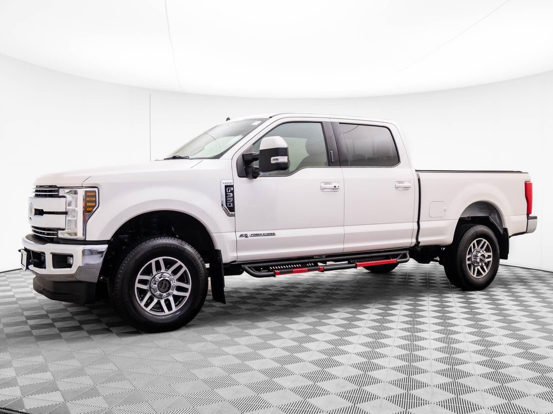 Used 2019 Ford F350 Lariat w/ Lariat Ultimate Package AWD/4WD image 2