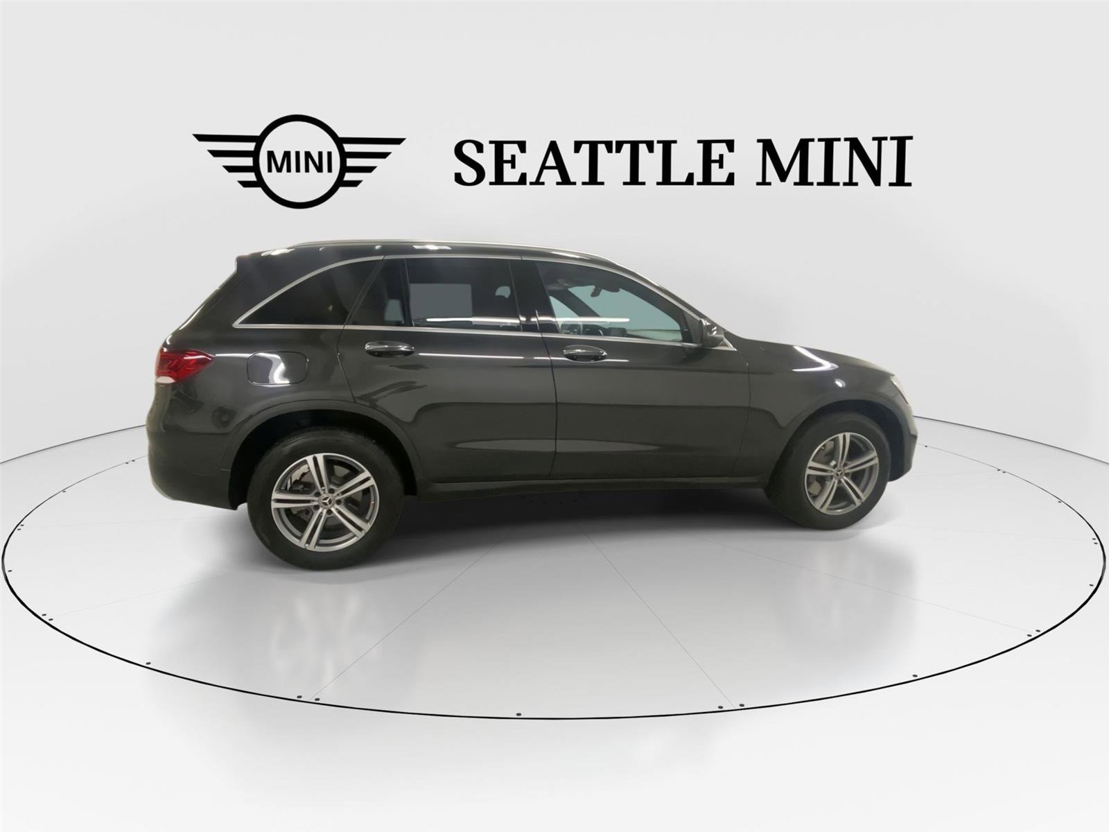 Used 2020 Mercedes-Benz GLC 300 4MATIC w/ Premium Package image 12