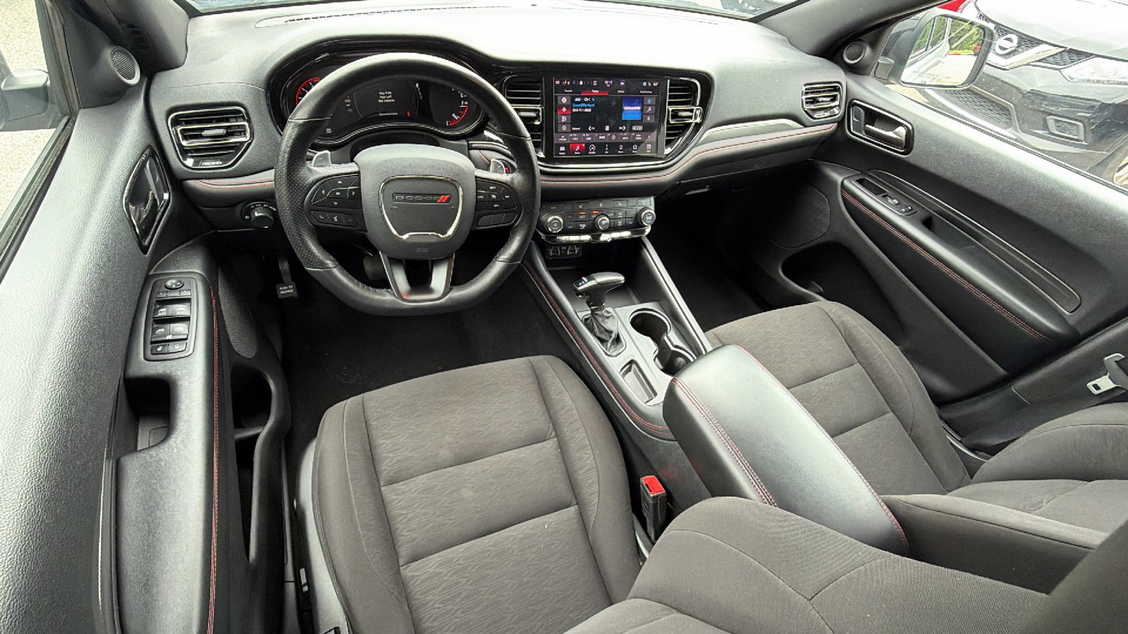 Used 2025 Dodge Durango GT AWD/4WD image 26