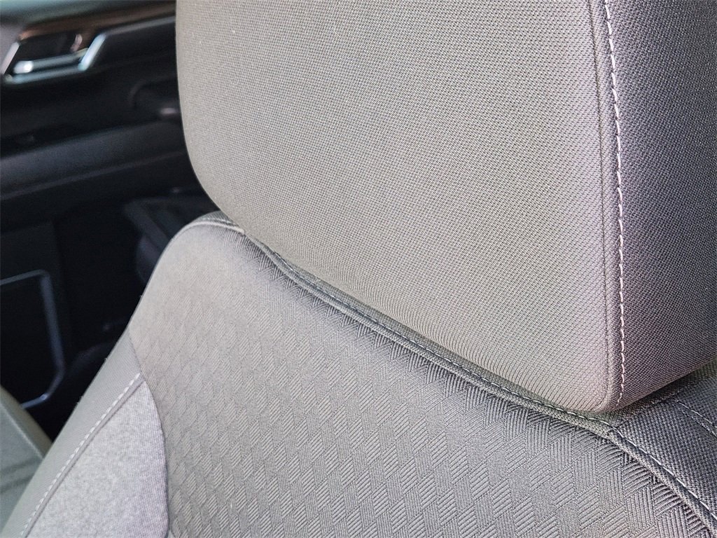 Used 2024 Chevrolet Silverado 1500 LT image 16