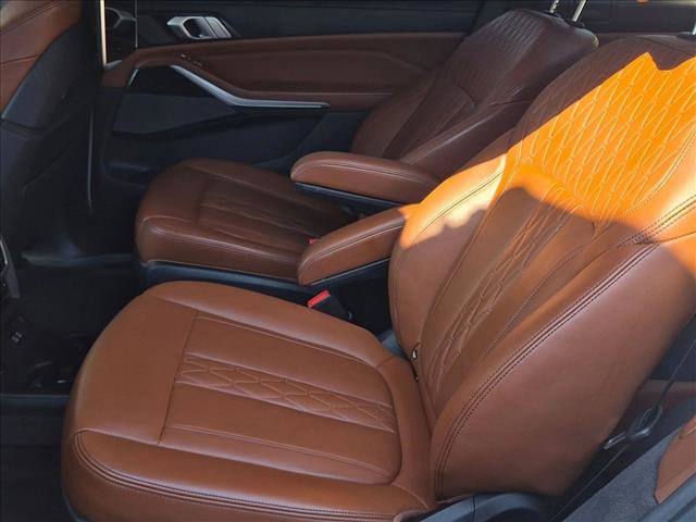 Used 2019 BMW X7 xDrive40i w/ Premium Package AWD/4WD image 18
