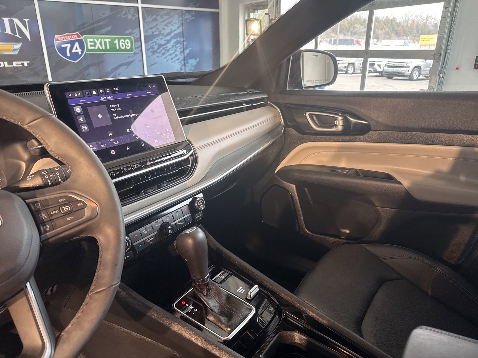 Used 2024 Jeep Compass Limited image 26