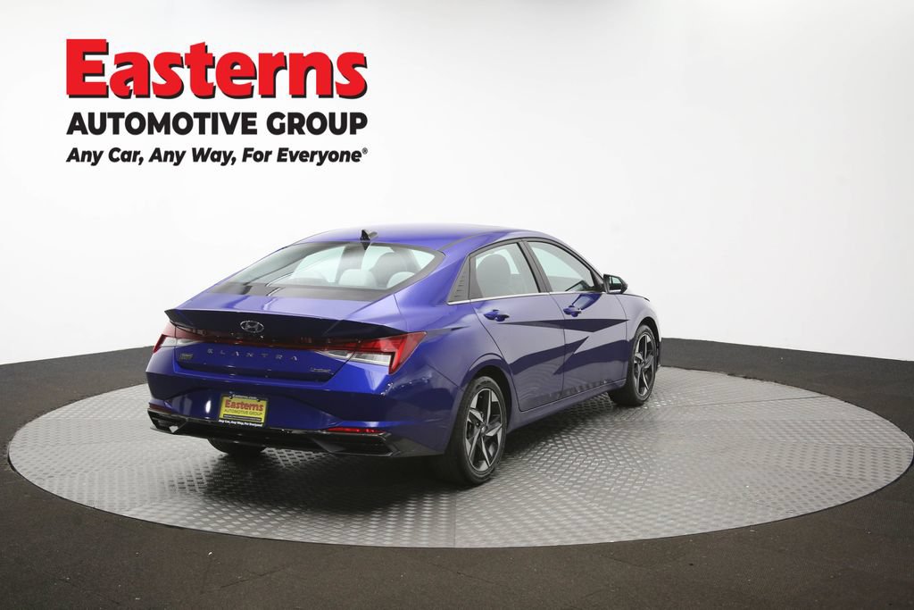 Used 2023 Hyundai Elantra Limited w/ Preferred Accessory Package FWD image 42