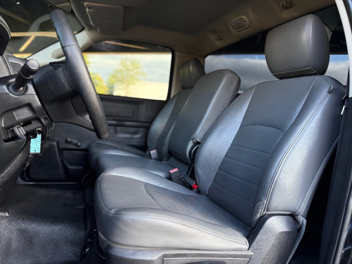 Used 2015 RAM 1500 ST RWD image 10
