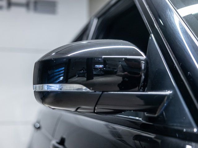 Used 2021 Land Rover Range Rover Westminster Edition image 11