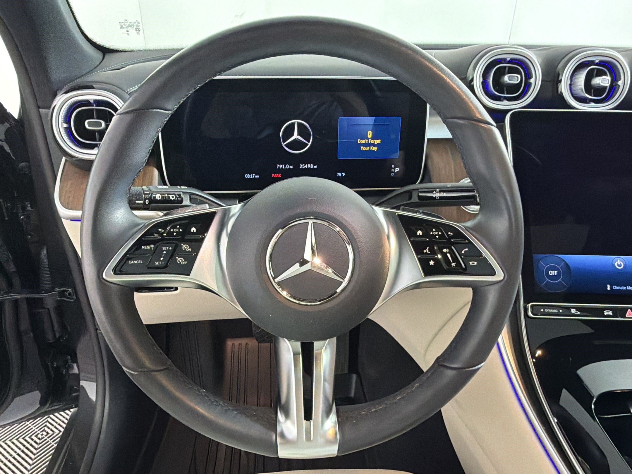 Certified 2025 Mercedes-Benz GLC 300 4MATIC image 11