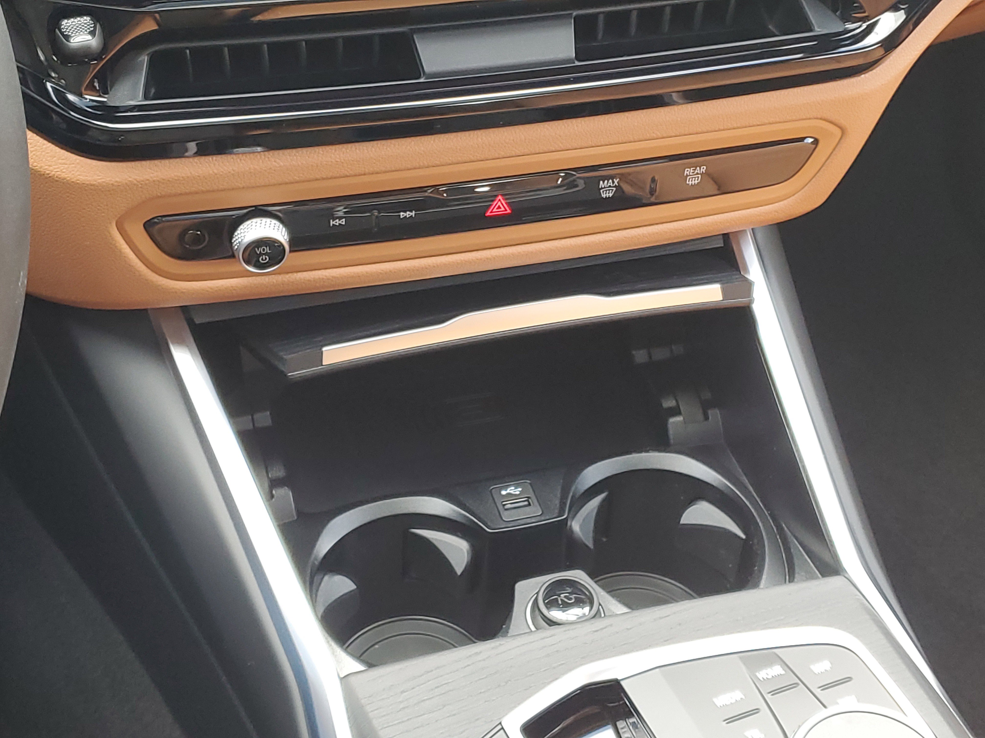 New 2026 BMW 330i xDrive Sedan w/ Premium Package image 19