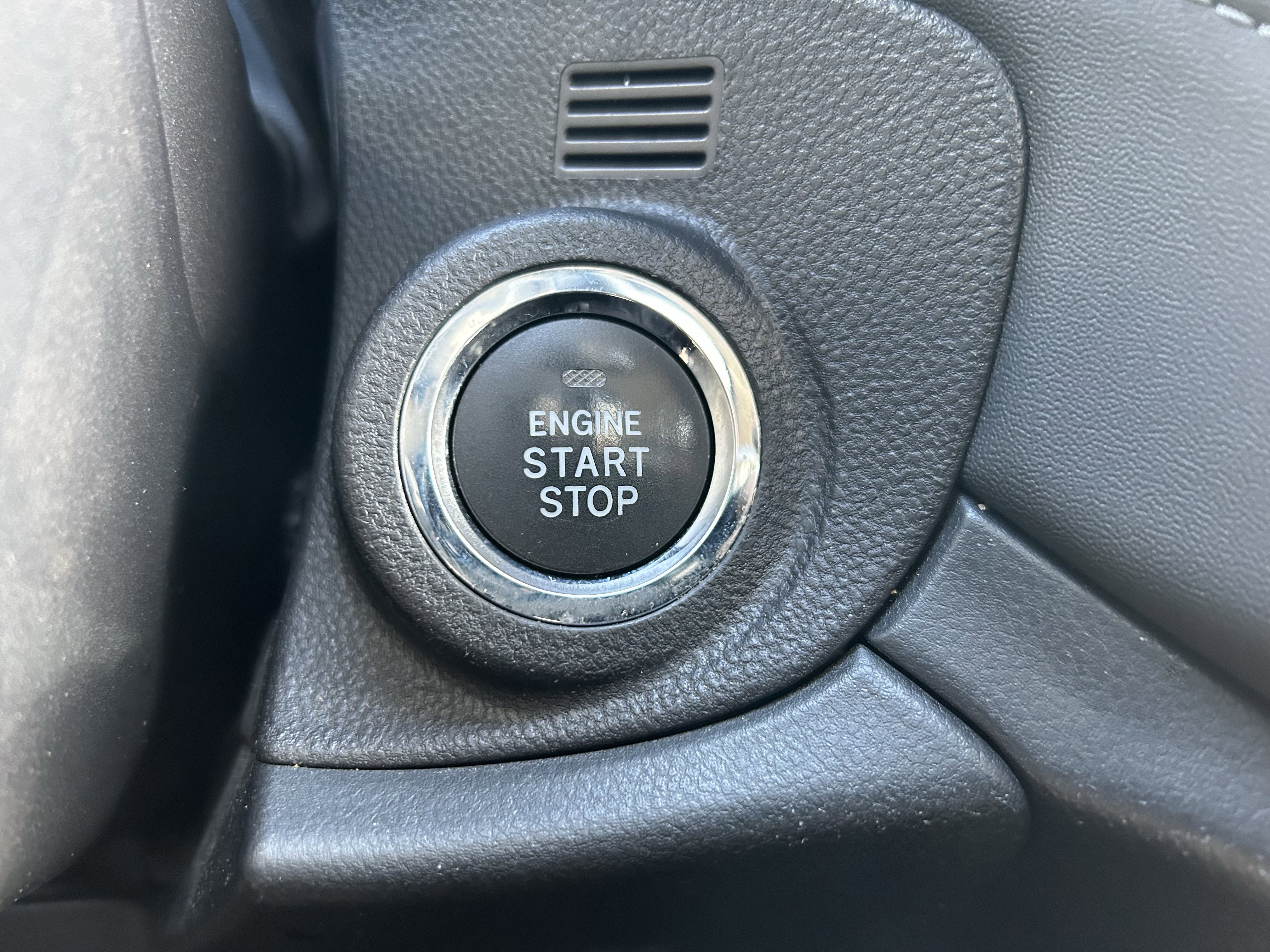 Used 2020 Subaru Outback Limited XT image 16