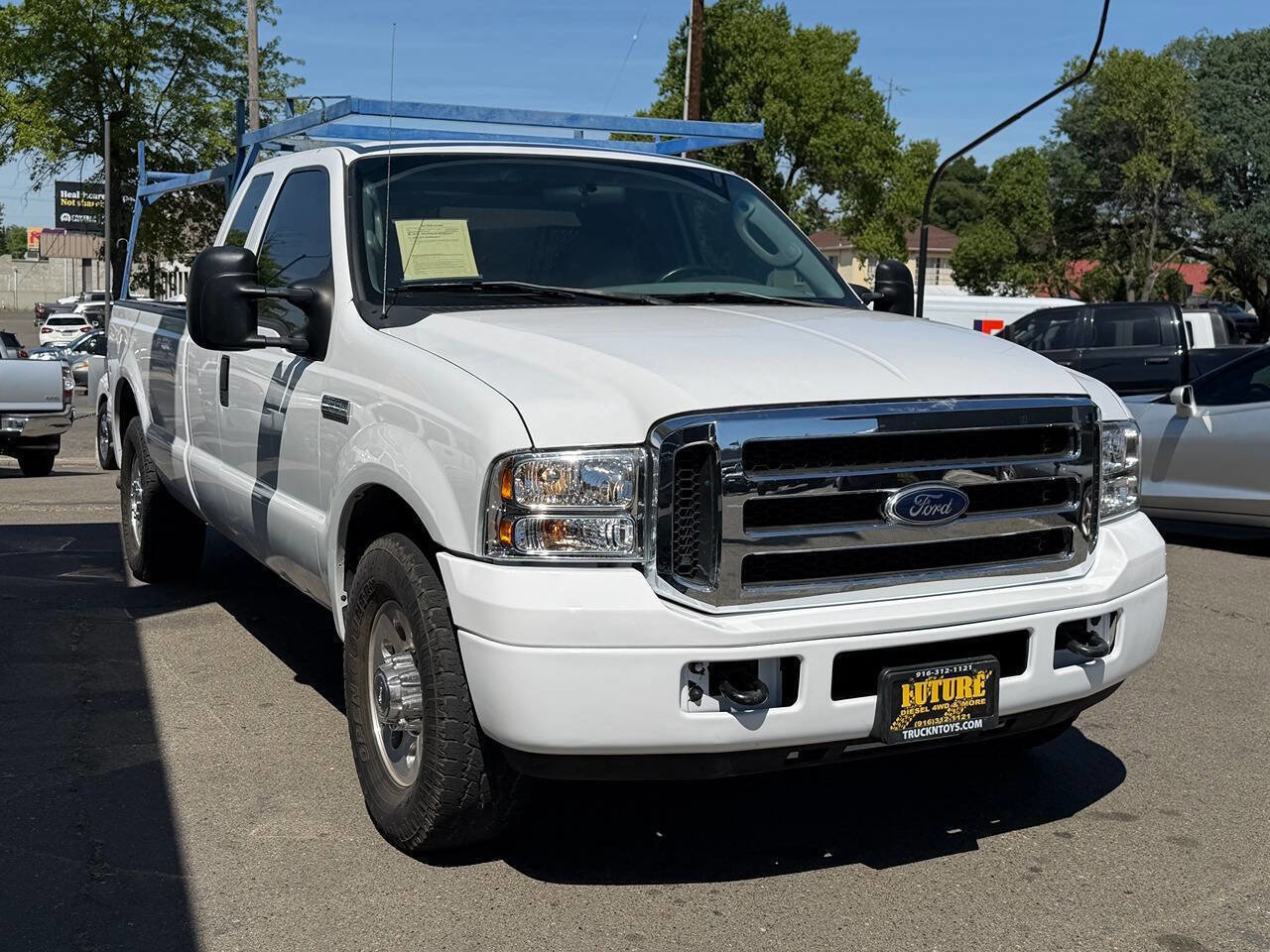 Used 2005 Ford F250 XL image 3
