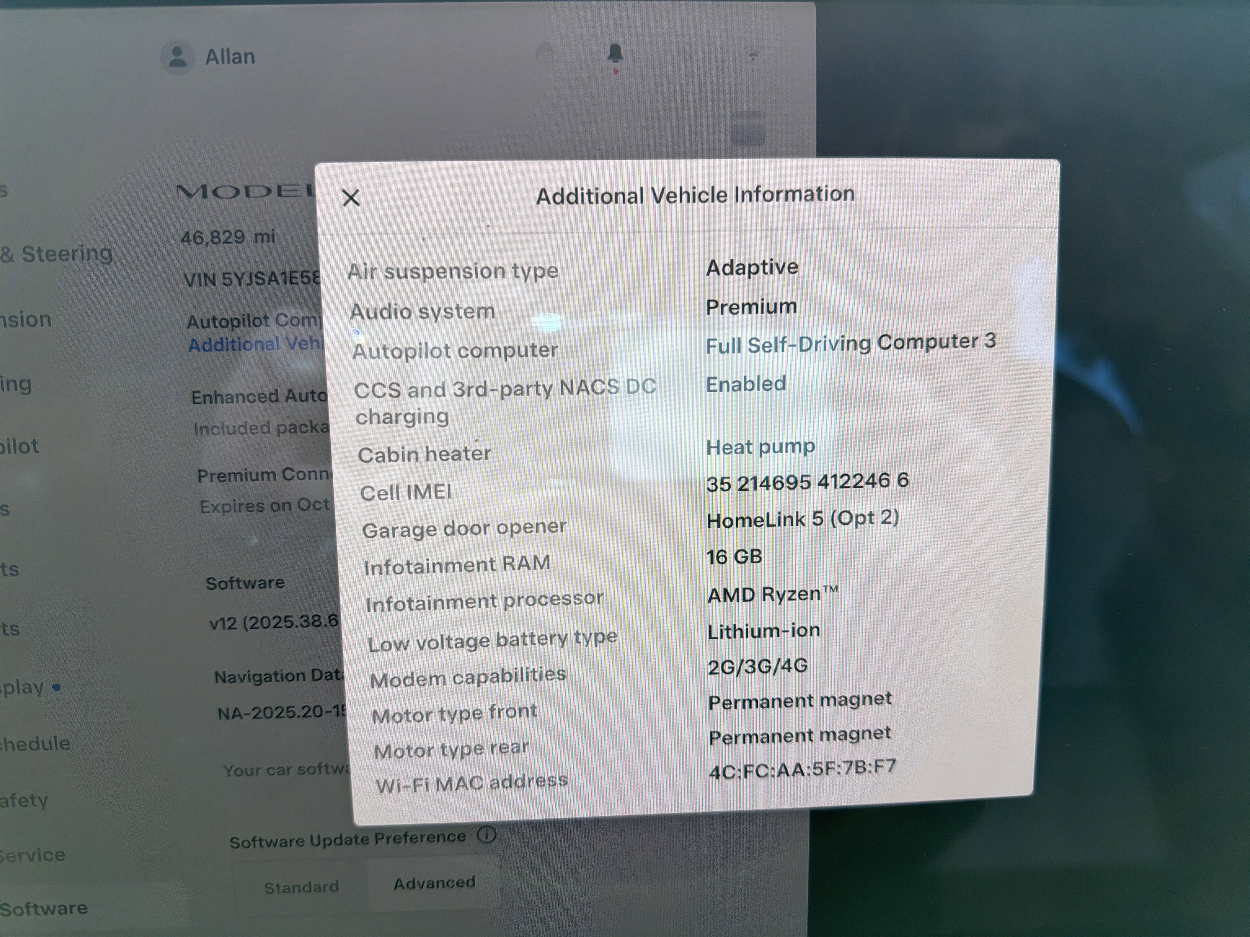 Used 2022 Tesla Model S image 33